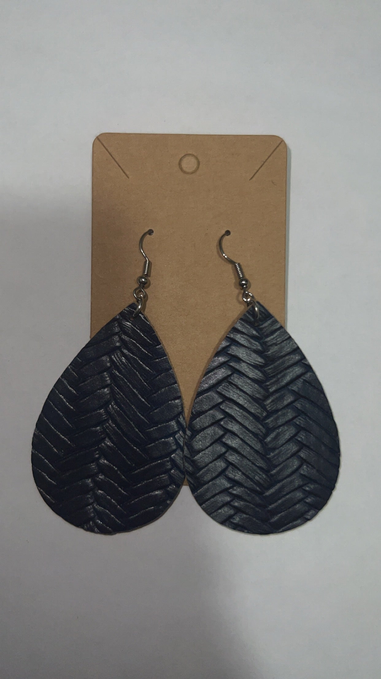 Navy Teardrop Leaf Pattern Earring