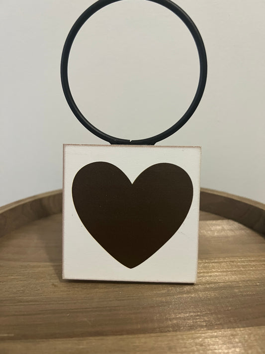 Brown Heart Sign